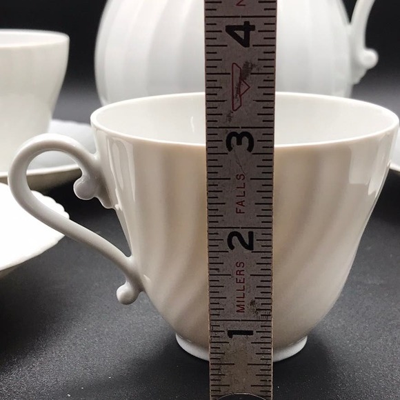 Vintage AK Kaiser Scalloped Teapot Set Egg Cups White Porcelain W Germany - Picture 11 of 16